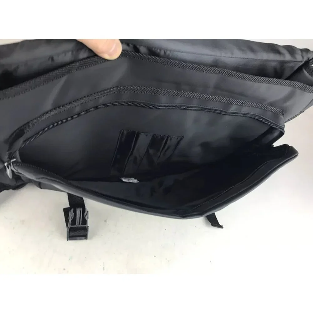 Hugo Boss Unisex Green Black Crossbody‎ Strap Bottle Pocket Messenger Bag